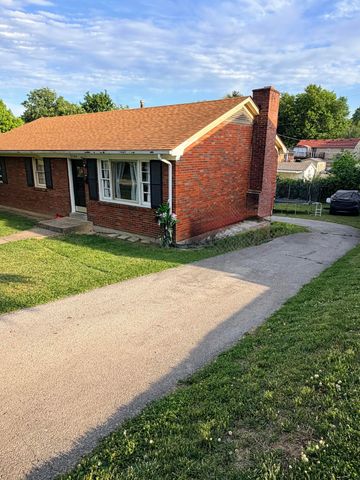 2304 Caywood Circle, Lexington, KY 40504