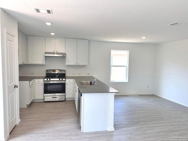 9263 Honey Mesquite, Seguin, TX 78155