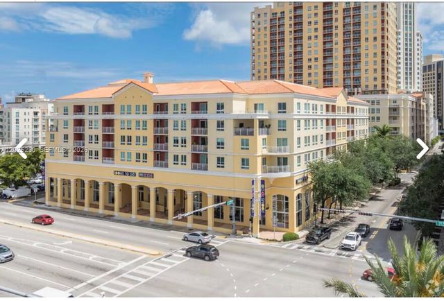7355 SW 89th Street 423N, Miami, FL 33156
