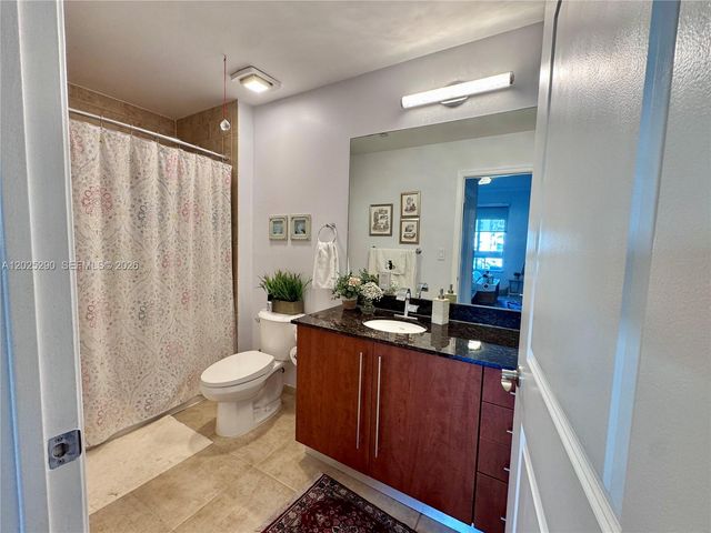 7355 SW 89th Street 423N, Miami, FL 33156