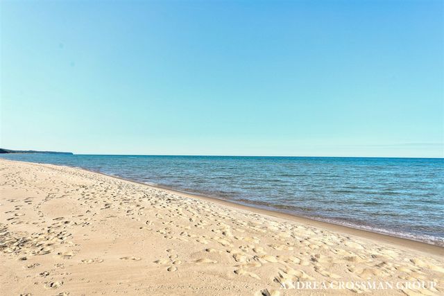 4076 Fiddlers Way, Holland, MI 49423