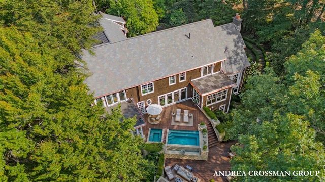 4076 Fiddlers Way, Holland, MI 49423