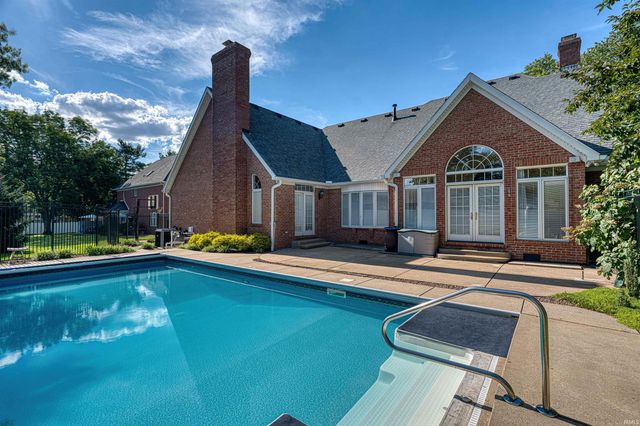 10339 Shefield Court, Newburgh, IN 47630