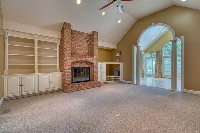 10339 Shefield Court, Newburgh, IN 47630