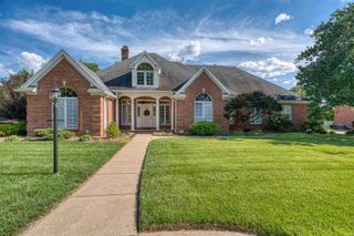 10339 Shefield Court, Newburgh, IN 47630