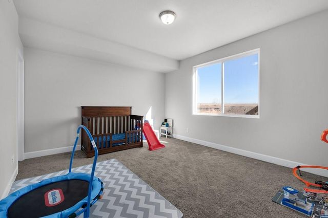 3430 Bella Luna Dr, Pueblo, CO 81001
