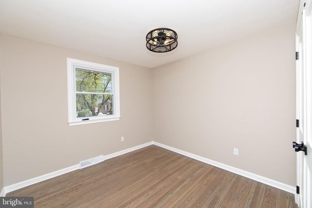 1608 CEDAR AVE, Haddon Heights, NJ 08035
