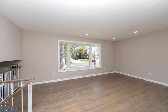 1608 CEDAR AVE, Haddon Heights, NJ 08035