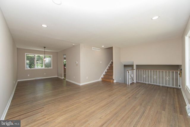 1608 CEDAR AVE, Haddon Heights, NJ 08035