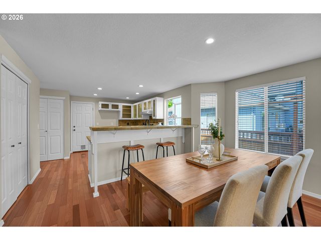 7246 Sw 176TH Ave, Beaverton, OR 97007
