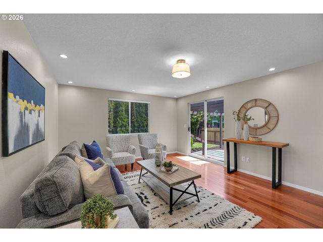 7246 Sw 176TH Ave, Beaverton, OR 97007