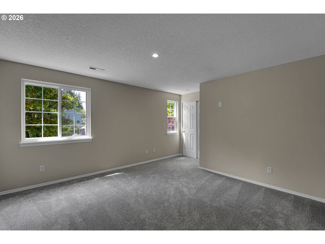 7246 Sw 176TH Ave, Beaverton, OR 97007