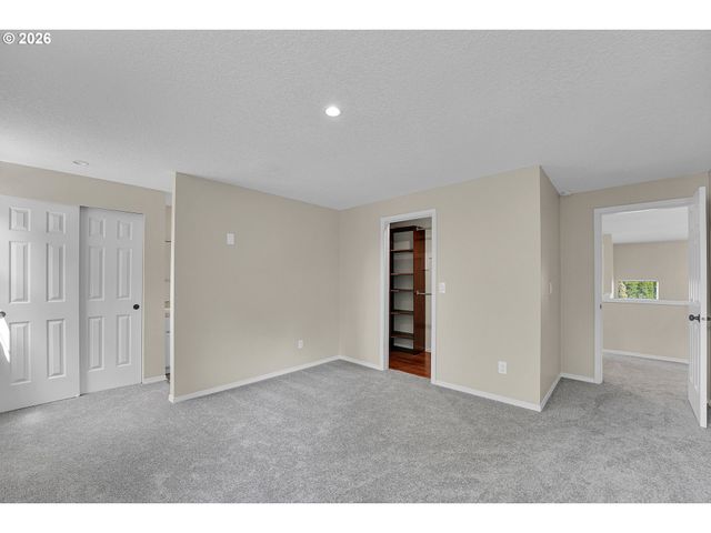 7246 Sw 176TH Ave, Beaverton, OR 97007