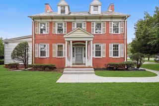 45 Tennyson Avenue, Westbury, NY 11590