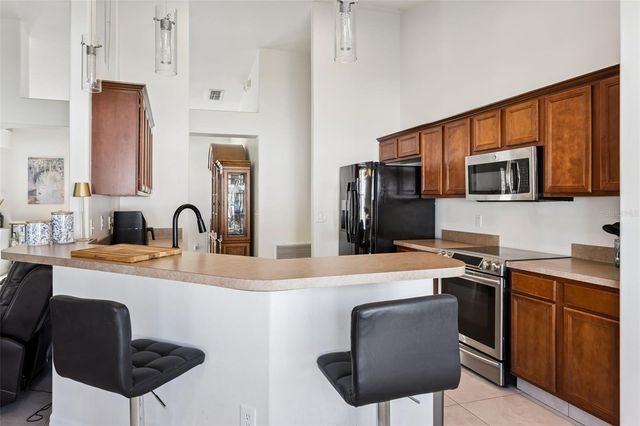 511 LAKE SUMNER DRIVE, Groveland, FL 34736