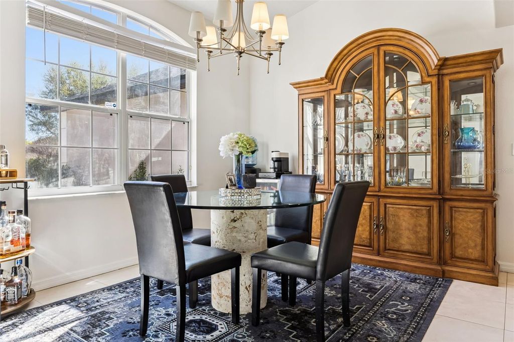 Image 9 of property listing at 511 LAKE SUMNER DRIVE, Groveland, FL 34736