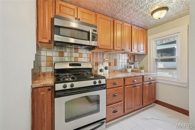 517 Clark Avenue, Webster Groves, MO 63119