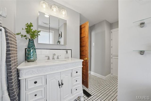 517 Clark Avenue, Webster Groves, MO 63119