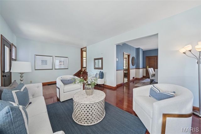 517 Clark Avenue, Webster Groves, MO 63119