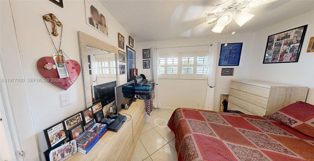 6570 Royal Palm Boulevard 215J, Margate, FL 33063