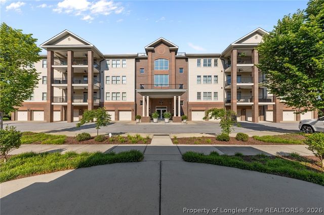 220-404 Hugh Shelton Loop 404, Fayetteville, NC 28301
