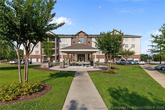 220-404 Hugh Shelton Loop 404, Fayetteville, NC 28301