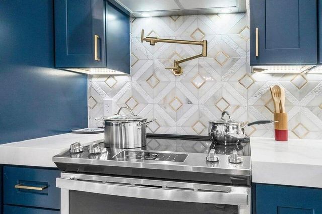 324 Bamboo Road, Palm Beach Shores, FL 33404