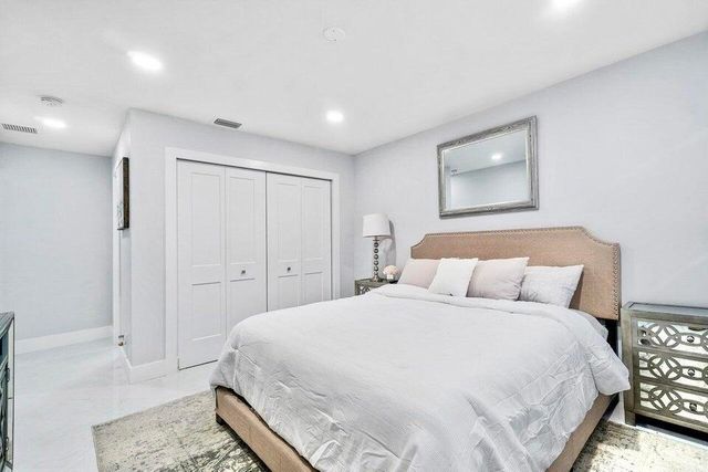 324 Bamboo Road, Palm Beach Shores, FL 33404