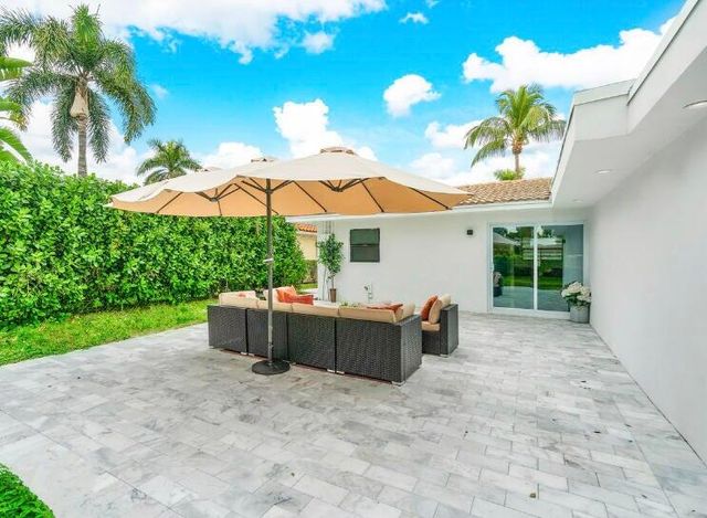 324 Bamboo Road, Palm Beach Shores, FL 33404