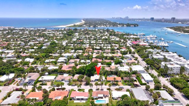 324 Bamboo Road, Palm Beach Shores, FL 33404