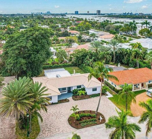 324 Bamboo Road, Palm Beach Shores, FL 33404