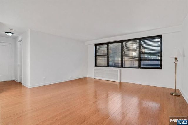 500 Central Avenue 207, Union City, NJ 07087