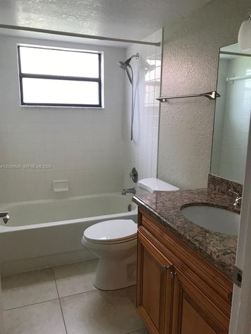 1721 Balfour Point Dr F, West Palm Beach, FL 33411