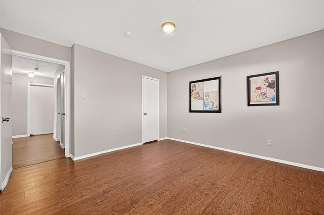 11826 Oceanview Street, Houston, TX 77071