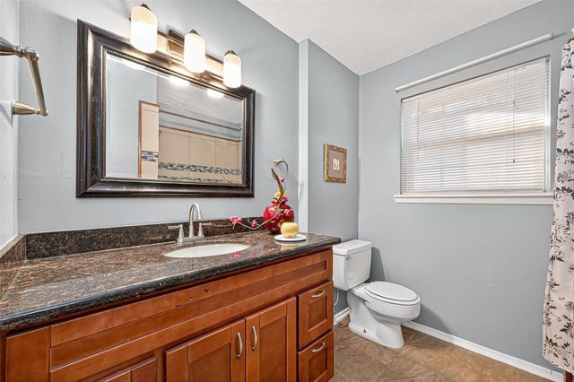 11826 Oceanview Street, Houston, TX 77071