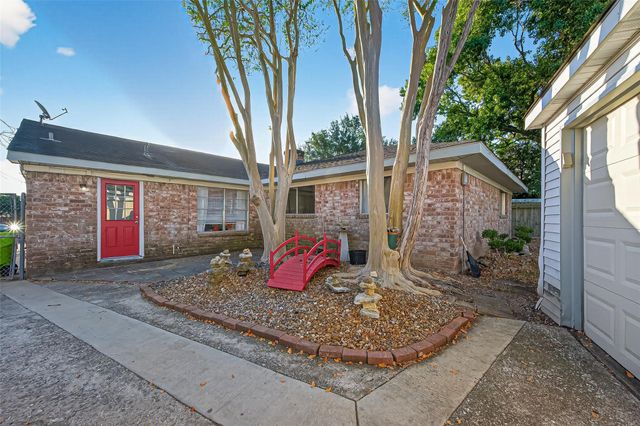 11826 Oceanview Street, Houston, TX 77071