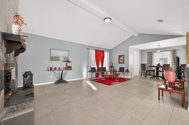 11826 Oceanview Street, Houston, TX 77071