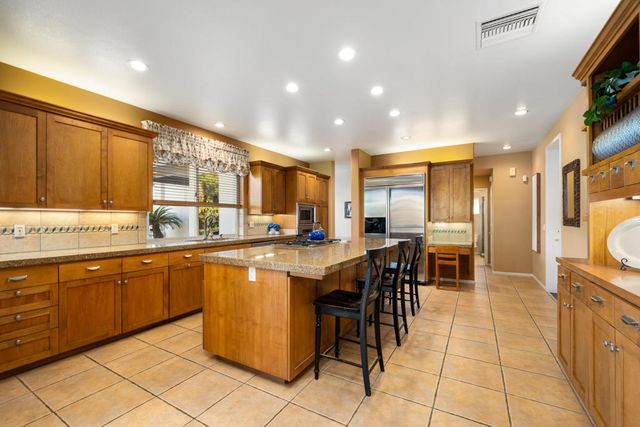 43153 Moore Circle, Bermuda Dunes, CA 92203