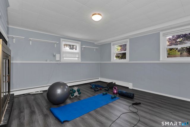 10 Lin Sal Street, Windsor Locks, CT 06096