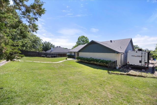 6510 Circo Drive, Granbury, TX 76049
