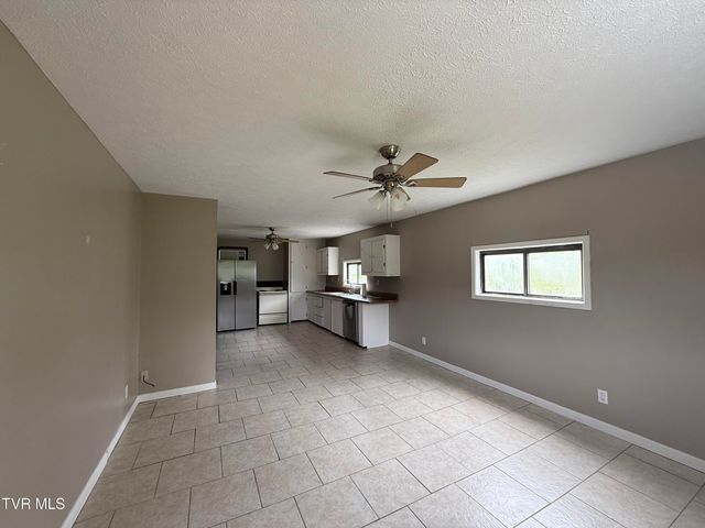 2783 Island Road, Blountville, TN 37617