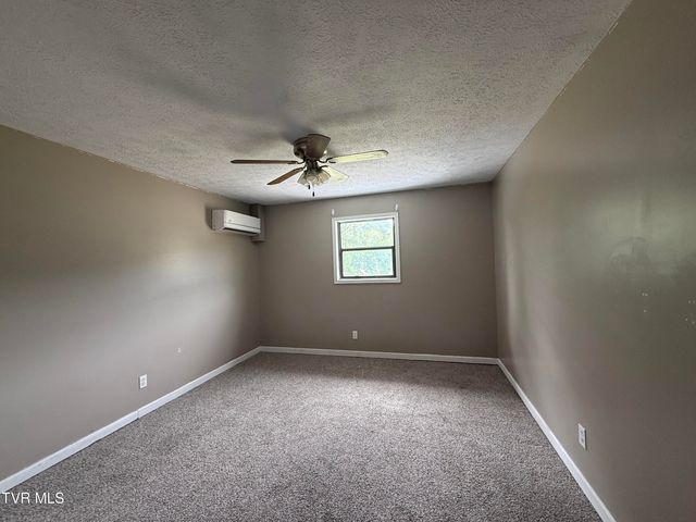 2783 Island Road, Blountville, TN 37617