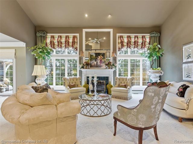 390 E Square Lake Road, Troy, MI 48085