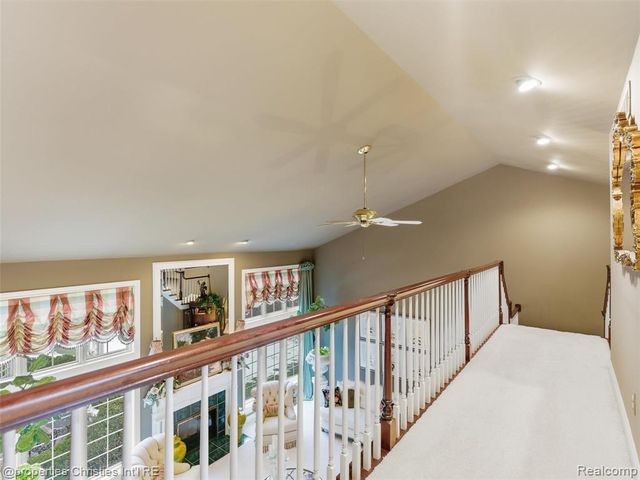 390 E Square Lake Road, Troy, MI 48085