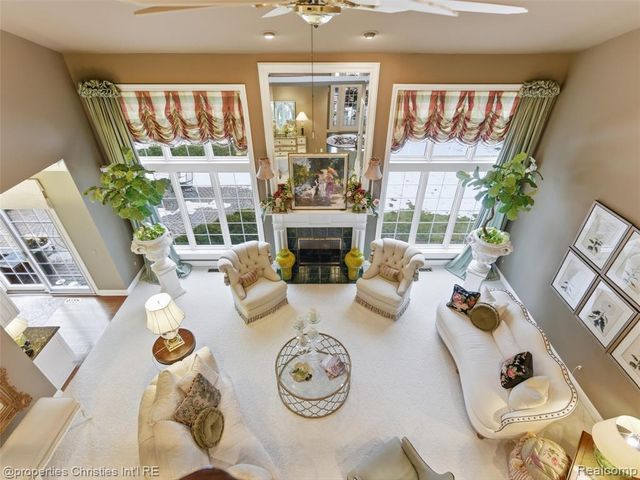 390 E Square Lake Road, Troy, MI 48085