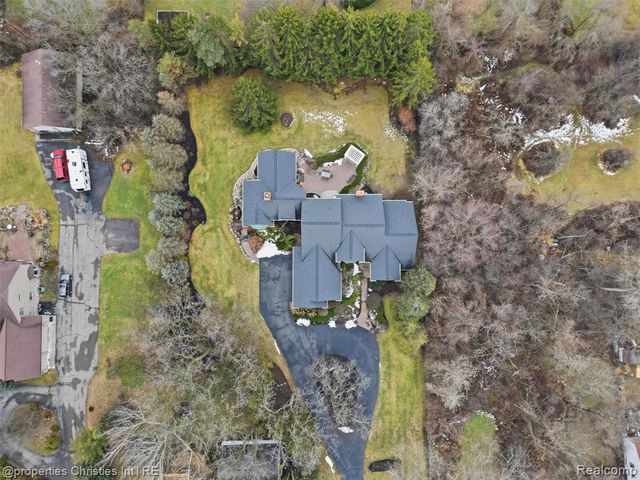 390 E Square Lake Road, Troy, MI 48085