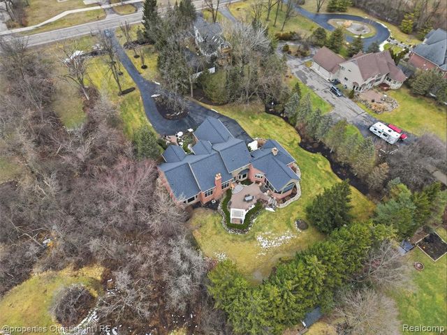 390 E Square Lake Road, Troy, MI 48085