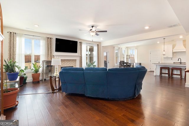 242 Township Drive, Senoia, GA 30276