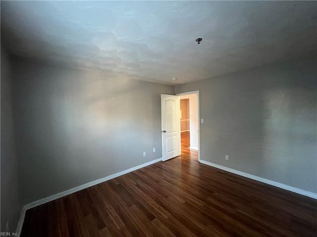 2204 Lesner Cres Apt 202, Virginia Beach, VA 23451