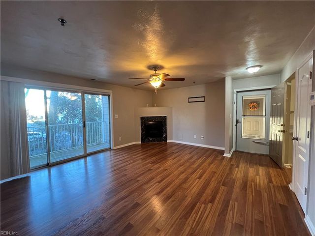 2204 Lesner Cres Apt 202, Virginia Beach, VA 23451